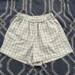 Brandy Melville shorts